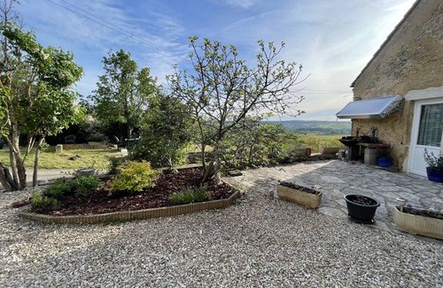 Saint-Pere House | Magic view of Vézelay Guaranteed relaxation