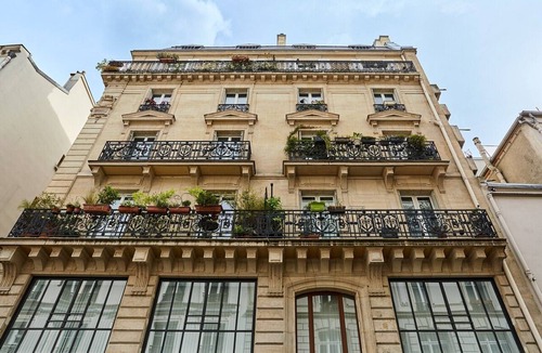Quartier de la Porte-Saint-Denis Apartment | Magnificent apartment with AC - Center of Paris