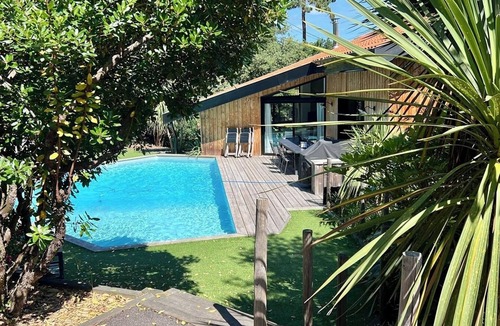 La Teste-de-Buch House | Magnificent villa with swimming pool in landscaped garden with terrace and boules court