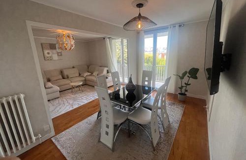Clermont-Ferrand Apartment | Magnifique appartement suréquipé-balcon-vu-garage individuel