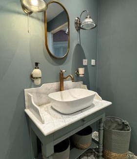 Saint-Symphorien-de-Marmagne Apartment | Maison Belle Vie