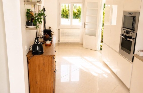 Sainte-Genevieve-des-Bois House | Maison 8p avec jardin, 2 salons & parking