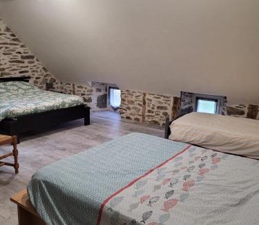 Alleuze House | Maison à la campagne 4 à 9 personne
