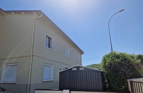 Romagnat House | Maison 9 Chambres, 15 Personnes