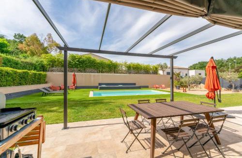 Saint-Romain-en-Viennois House | Maison Avec Piscine Privée
