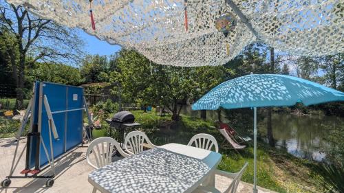 Cravant House | Maison atypique bord de l'Yonne