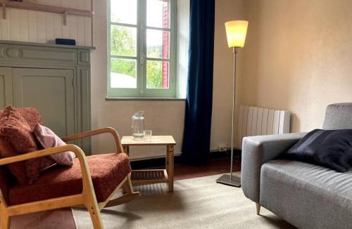 Saint-Prix House | Maison Au bois du Haut Folin