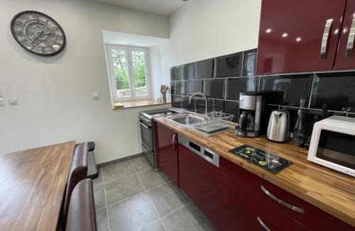 Laveissiere House | Maison au coeur des Volcans