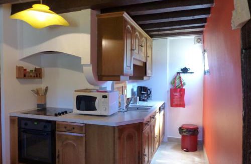 Diou House | Maison authentique de Sologne avec piscine partagée, jardin et 3 chambres - FR-1-489-12