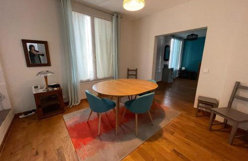 Arcueil Villa | Maison avec jardin aux portes de Paris RER B direct 7 personnes