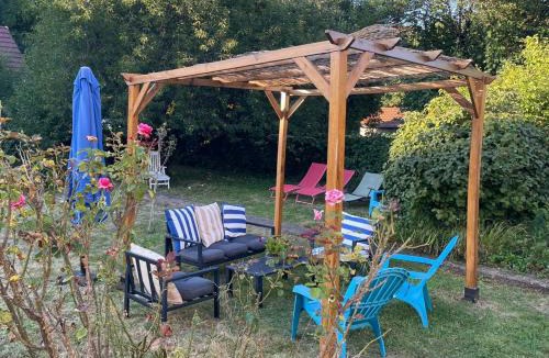 Up 1.5 Saint-Ferreol House | Maison avec jardin la libellule ou dragonfly pour famille et groupes