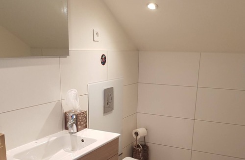 Marigny House | Maison Bien-être Avec Sauna - les 4 Saisons - Lac de Chalain