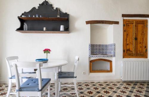 Mollans-sur-Ouveze House | Maison Bleue 26170