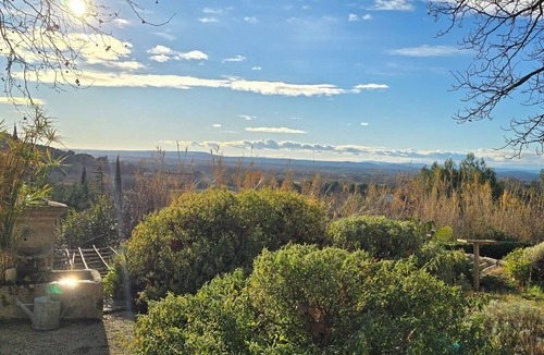 Visan House | MAISON BONHEUR authenticity and breathtaking view Mont Ventoux, 10 pers. max