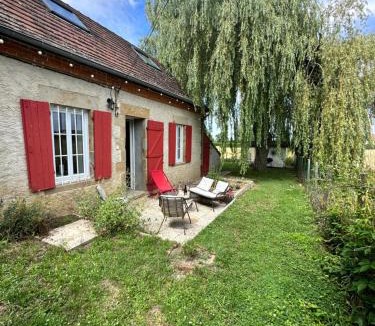 Neuvy House | Maison Bourbonnaise idéalement placée proche du centre ville de Moulins