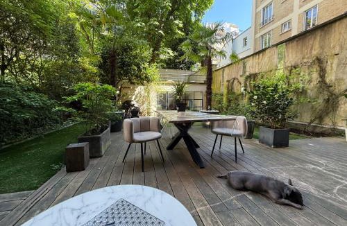 16th Arrondissement Apartment | Maison campagne