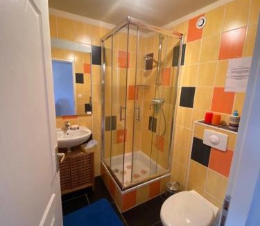 Paroisse Saint-Walburge House | Maison Carmen - Restaurant , meublé de tourisme, appartements