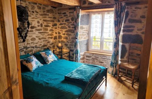 Alleuze House | Maison charmante à Alleuze – 90 m² avec terrasse