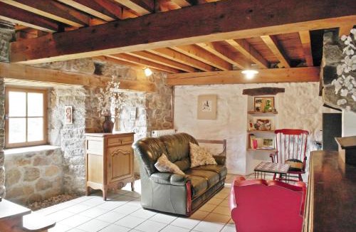 Saint-Basile House | Maison charmante à Saint-Basile avec jardin et cheminée