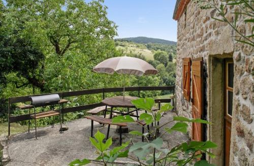 Saint-Basile House | Maison charmante à Saint-Basile avec jardin et cheminée