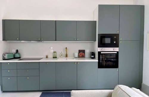Autun Apartment | Maison Constant - The Redwood