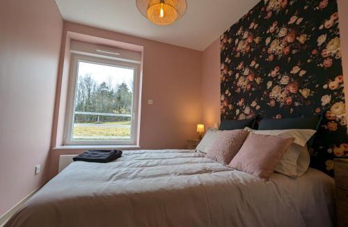 Sanchey House | Maison conviviale avec terrasse privée à Sanchey - FR-1-589-800