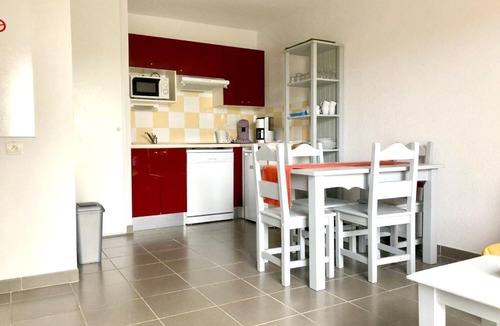 Aubignan House | Maison de 2 chambres avec piscine partagee jardin amenage et wifi a Aubignan