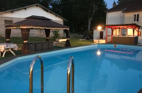 Mirecourt Villa | Maison de Campagne Sainte Barbe