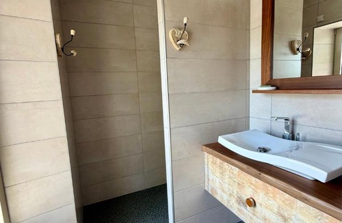 Mathenay House | Maison de charme au cœur du vignoble du Jura - Calme & Nature