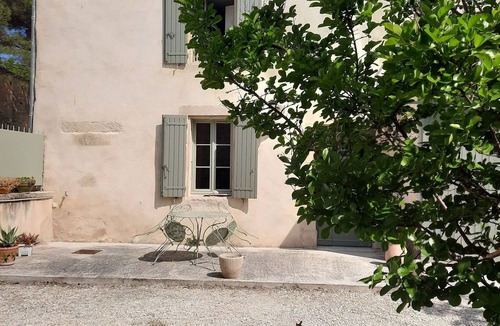 Richerenches House | Maison de Famille à L'accent Provençal