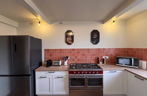 Arc-les-Gray House | Maison de maitre, sleeps 24, billiards, pétanque, table soccer LE CLOS DU SEQUOIA