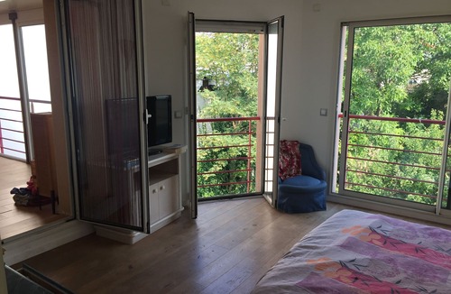Alfortville House | Maison de Trois Étages Avec Jardin Pour 10 Personnes à une Station de Paris !