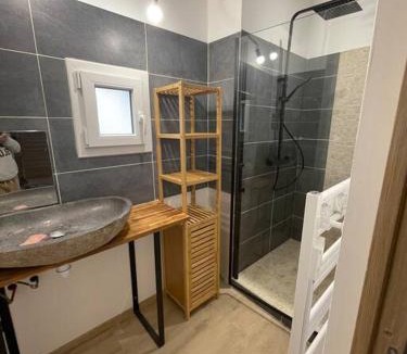 Menglon House | Maison de vacances dans le Diois au pied du Vercors avec 2 chambres pour 6 personnes climatisée