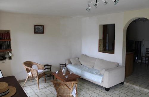 Entrechaux House | Maison de Village