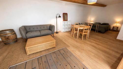 Cournon-dʼAuvergne Apartment | Maison du vigneron Saint-Martin