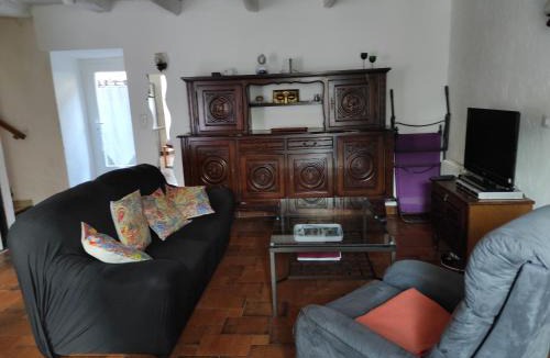 Pont-de-Labeaume House | Maison en pierres au cœur d'un village Ardéchois