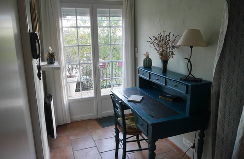 Mornas House | Maison Familiale Avec Piscine et Jardin Provençal