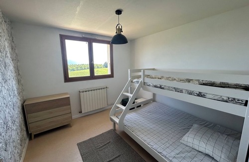 Saint-Bonnet-de-Chavagne House | Maison 5 Chambres Avec Piscine et vue sur le Vercors