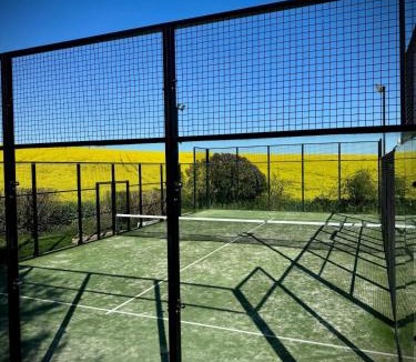Lain House | Maison Héléna by hellofamily, piscine, padel, pétanque