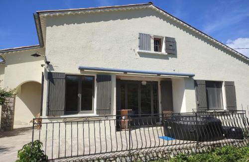 Sederon Villa | Maison individuelle au pays de la lavande, des randos, du vélo et du parapente