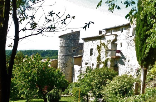 Mirmande House | Maison Jules Goux terrace overlooking the Ardèche