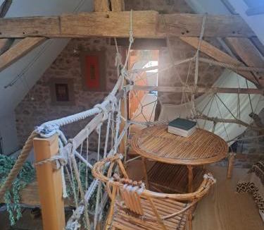 Ozolles Bed & Breakfast | Maison la Bambine chambre nature