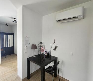 Viriat Apartment | Maison La p'tite des Got - Terrasse & Parking