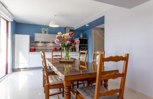 Rigny House | Maison rénovée au bord de la Saône avec terrasse et jardin - FR-1-583-463
