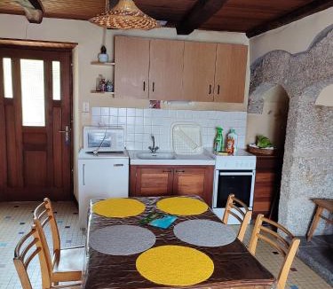 Florentin-la-Capelle House | Maison spacieuse à Florentin-la-Capelle avec jardin 70 m²