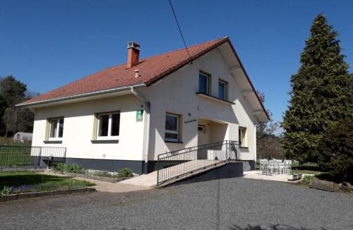 La Bourgonce House | Maison spacieuse avec terrasse, près de Saint-Dié, idéale pour randonnées et proche de l'Alsace - FR-1-589-464
