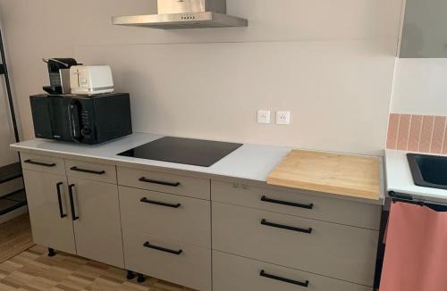 La Chabossiere Apartment | Maison-studio avec mezzanine au calme, bien située
