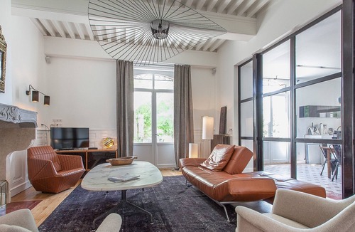 Cluny Bed & Breakfast | Maison TANDEM - Art & Design Bed and Breakfast in the heart of Cluny