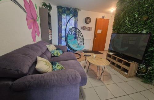 Pont-du-Chateau House | Maison Tropicale #Terrasse#Confort