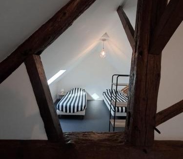 Saint-Yan House | Maisonnette 4-6 personnes et piscine chauffée